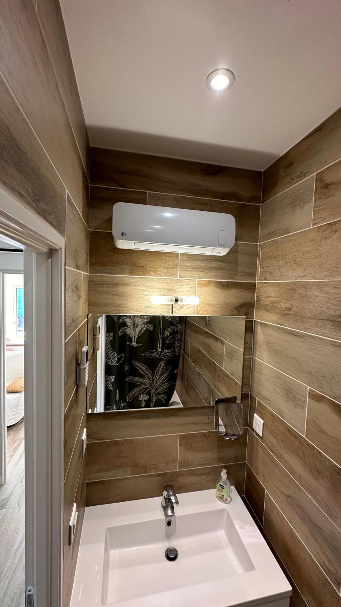 לה גארד Appartement Proche De La Mer מראה חיצוני תמונה